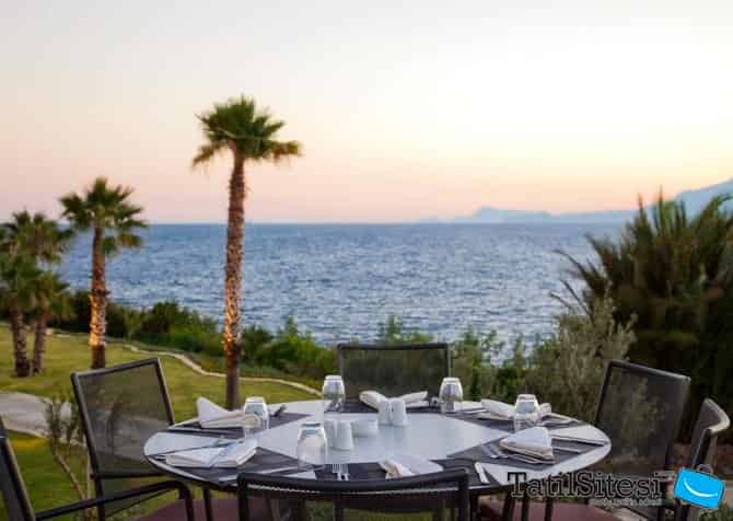 Akra Barut Park Hotel